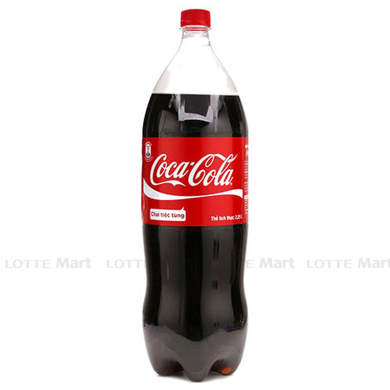 Nước Ngọt Có Gas Coca Cola Giảm Đường Chai 2 25L